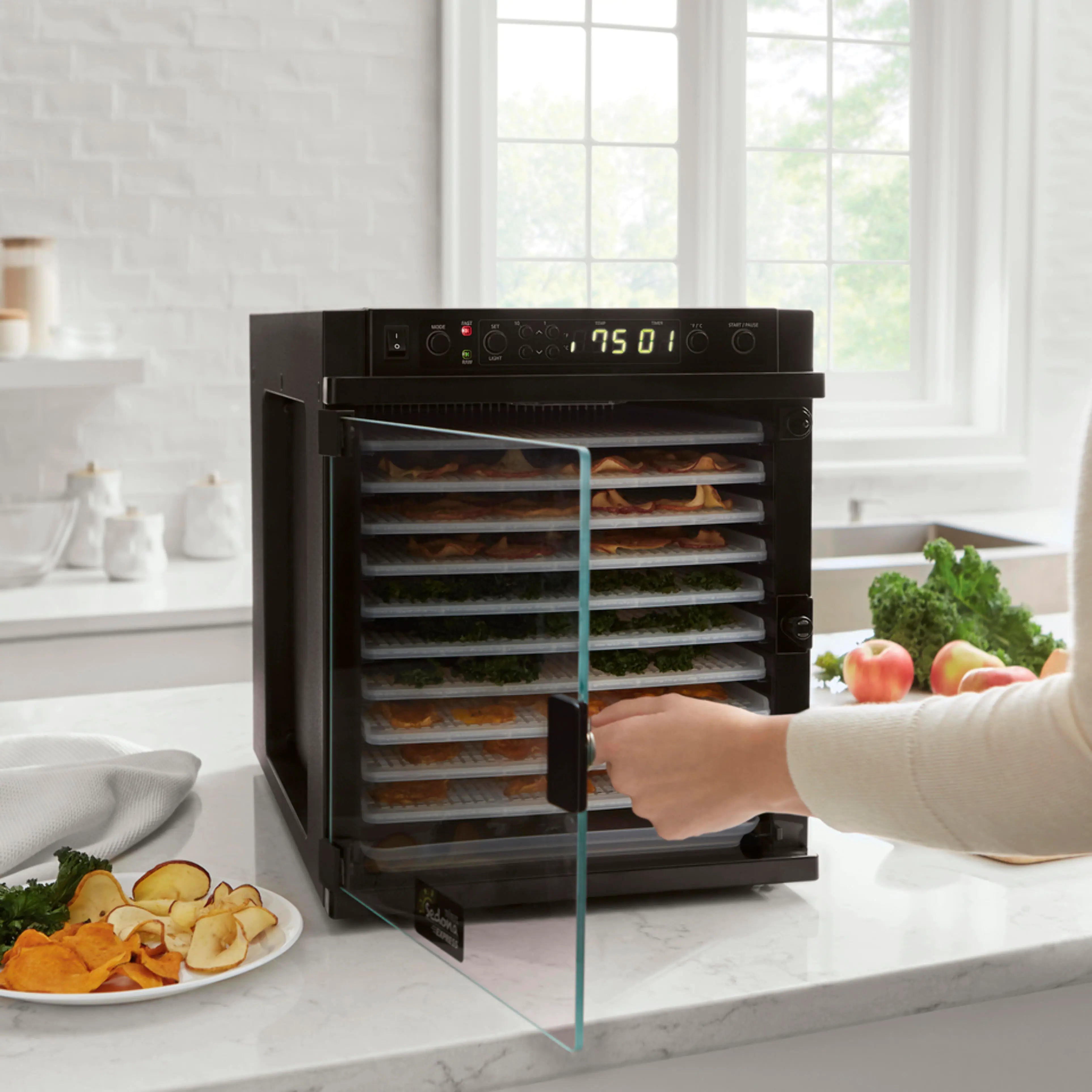 Sedona Express Food Dehydrator with BPA-Free Plastic Trays SDE-P6280 - Tribest